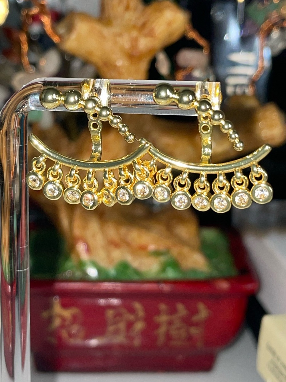 Elegant Gold Dangle Earrings with Crystal Drops NEW
